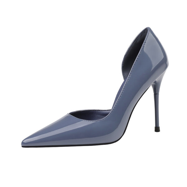 A glossy red pointed-toe stiletto heel with a sleek and elegant design, perfect for formal and evening wear.